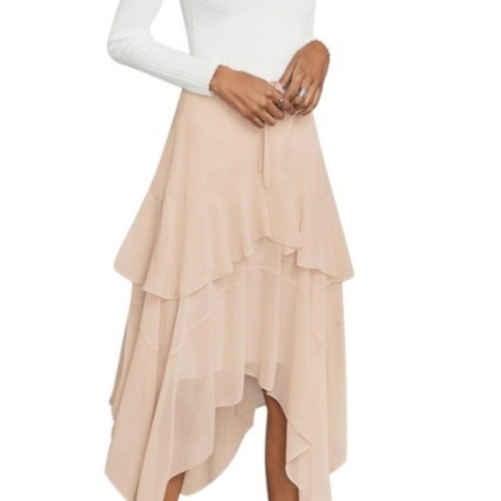 BCBGMAXAZRIA skirt barely pink